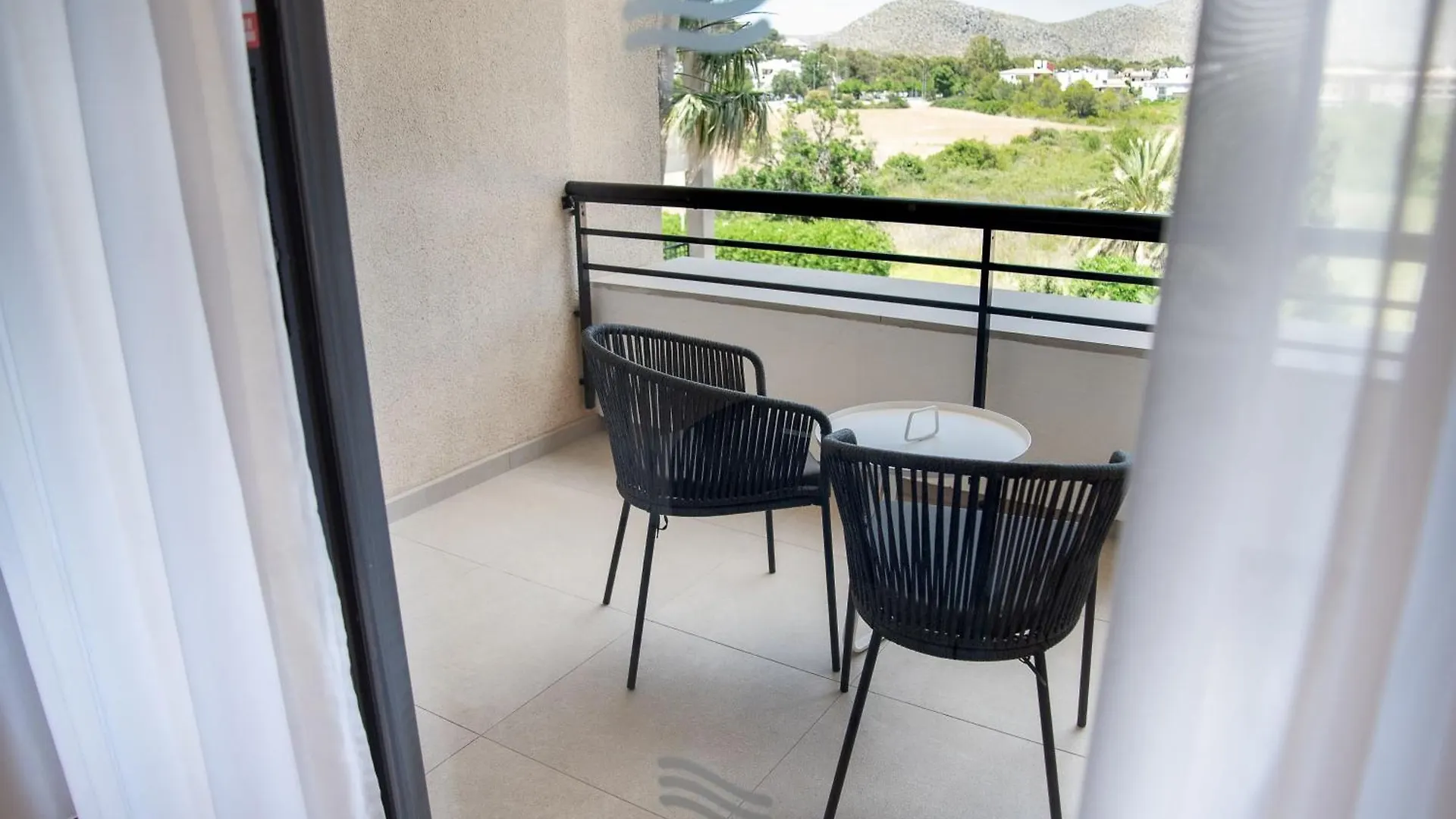 بورت دي بوينسا Hotel Bahia Pollensa شقة فندقية