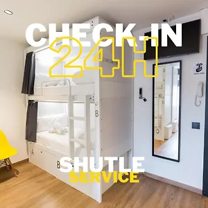 ** Hostel Airhostel Barcelona Airport 24h Španělsko